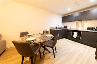 Smart 2 Bedroom Apartment in Liverpool - Liverpool - 6