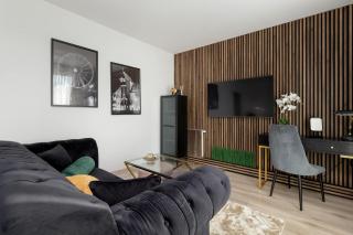 Stylowy Apartament z Parkingiem i Biurkiem w Gdańsku by Noclegi Renters - 4