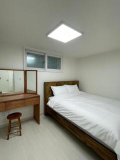 #2 Beds, 2 Rooms STAYTION25 #Wangsimni Comfortable 2 Cozy Rooms - Seul - 4