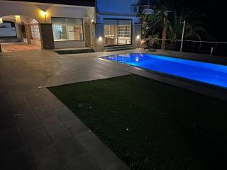 Costa Maresme Barcelona , Relax & Pool - Cabrils - 2