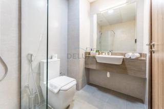 Community View Studio with Exclusive Private Balcony, Azizi Star, Jebel Ali by Deluxe Holiday Homes - 3