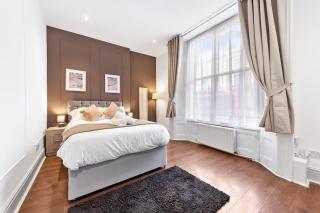 Luxury 2 Bedroom Balcony Kensington Flat for 6 Near Harrods & Next to Station! - Londra - 0
