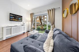 Luxury 2 Bedroom Balcony Kensington Flat for 6 Near Harrods & Next to Station! - Londra - 7