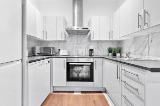 Luxury 2 Bedroom Balcony Kensington Flat for 6 Near Harrods & Next to Station! - Londra - 6