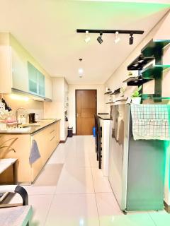 Santis Place at 101 Newport across Manila Airport T3 - Manila - 4