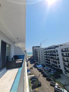 Residence Sole 5 by Wave - Apartament luxury 60mp cu terasa si vedere la mare, acces direct pe plaja OhiOhi Beach- Mamaia Nord - Restaurant, Parcare gratuita - 3
