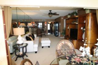 Pristine Condo with Panoramic Water Views - Englewood - 6