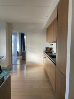 Best Private Seaview Apartment - 2 Balconies, 11th Floor, Elevator, Friendly Lively Area - Aarhus - 6