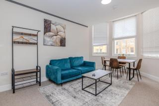 Stunning Seaview 3 Bedroom Flat Next to Brighton Beach Sleep 6 Guests RF4 - Brighton & Hove - 0