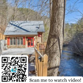Very Secluded Breathtaking Riverfront, Game Room - Sevierville - 0