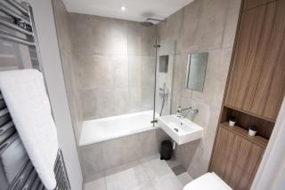 Space Apartments -One Bed Apartment - Parking - Fast Wifi - Sky Tv - 40 - Brentwood - 9