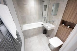 Space Apartments -One Bed Apartment - Parking - Fast Wifi - Sky Tv - 40 - Brentwood - 7