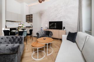 Łódź Śródmieście Apartment - 35m2, Top location by Rentujemy - Łódź - 2