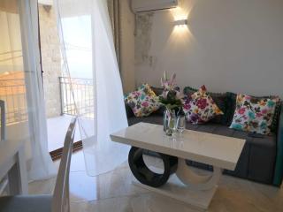 Lux Seky with Pool - 7