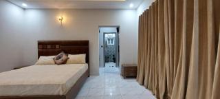 Comfy stays near Islamabad airport - Islamabad - 4