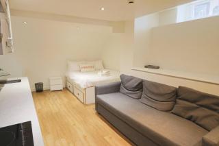 Harford House Studios - Hopewell - Bristol - 0