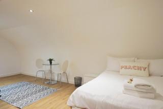 Harford House Studios - Hopewell - Bristol - 8