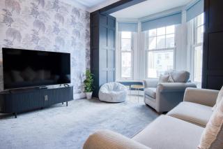 The Lanterns - 9 Bedroom - Sleeps 17 - Saundersfoot Village Centre - 4