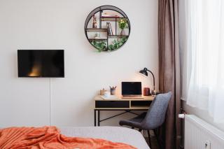 Prague Days - 2BDR Apt - Workspace - 200Mbps WiFi - Prague - 2