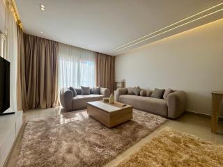 Glorious 2 BDR Apartment In Rehab City - Burg el-Ḥudûd - 6