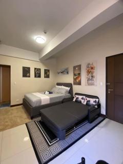 Queens Condotel at 101newport Across NAIA T3 - Manila - 3
