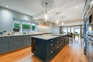 Sun Beach House - Middleton-on-Sea - 1