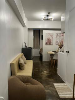 Bloq Residences Sikatuna 2 Unit 1616 - Cebu City - 5