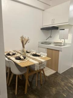 Bloq Residences Sikatuna 2 Unit 1616 - Cebu City - 2