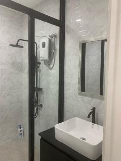 Wanderluxe Loft - 2 bedroom condo - Lapu Lapu City - 5