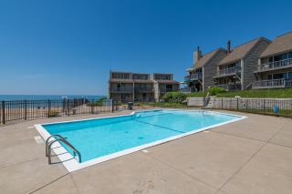 Harbours 10- Condo with community pool - 5