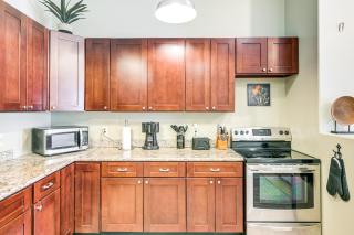 Bring a Pet Historic Downtown Olean Apartment - Olean - 5