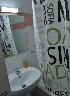 Charmant studio balcon idéalement placé - Nimes - 2