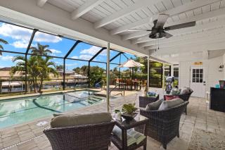 NEW LISTING! Electric-Heated Pool Home on Gulf Access with dock - Villa Paradise Cove - Cape Coral - 9