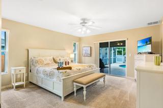 Fully-fenced electric-heated pool home with Western exposure - Villa Royal Ann - Cape Coral - 2