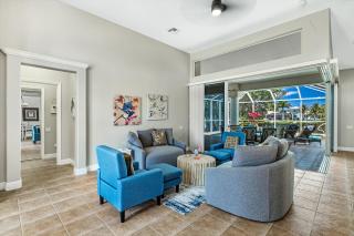 Gulf-access electric-heated pool home with boat lift - Villa Sienna - Cape Coral - 3