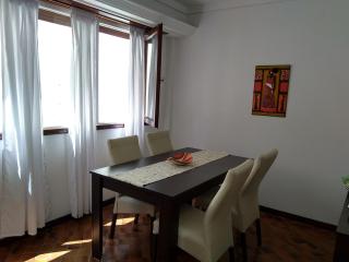 Luminoso, confortable e inmejorable ubicación - Mar del Plata - 0