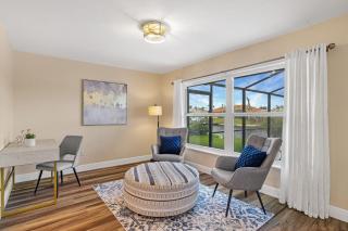 Fully remodeled electric-heated pool home on Gulf-access canal - Villa Sunny - Cape Coral - 2