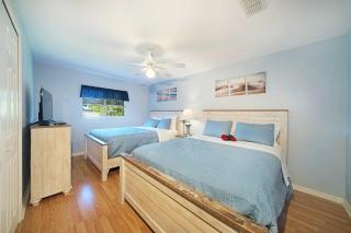 Villa Valerie - Pet friendly elec-heated pool home w/spa, Western exposure & baby equip - SWFL Rentals - 1