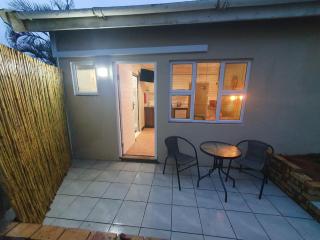 Willow's Corner-Just like home! - Durban - 1