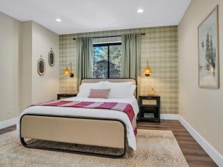 4BD Home - Games - Close to Downtown & Snowbowl - 6