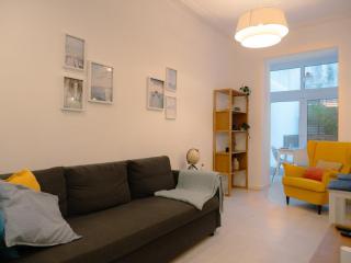 2BR with Large Private Terrace | By Airnest - Lissabon - 7