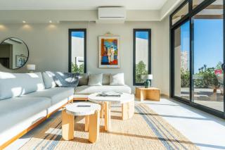 Modern luxury villa in SomaBay - 1