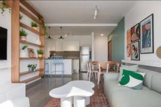 Contemporary Junior Chalet - 6