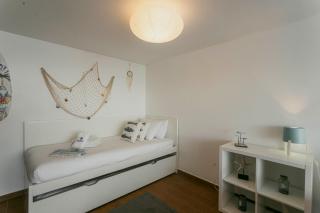 Best Houses 86 - Meeras Surf House - Ferrel - 1