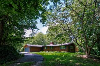 RIVER VIEW, fire pit, hot tub, arcade game SHADYBROOK has everything you want! - 7
