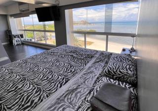 SeafrontApartment-Sleeps4-Pool-Parking-Garden - Porlamar - 9
