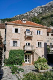 Waterfront Historical Villa Perast - Perast - 0
