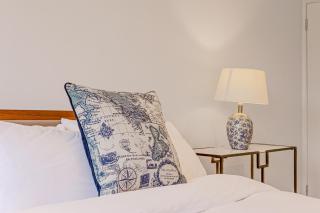 Hidden treasure 2 BR ground floor apt, Brentford - Brentford - 3