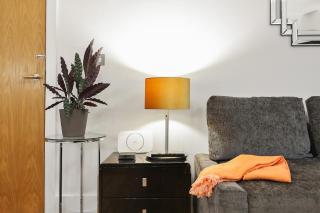 West End - Sleeps 5 - Amazing Location - 8