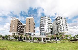 Peaceful 2 Bedroom with Balcony - 8